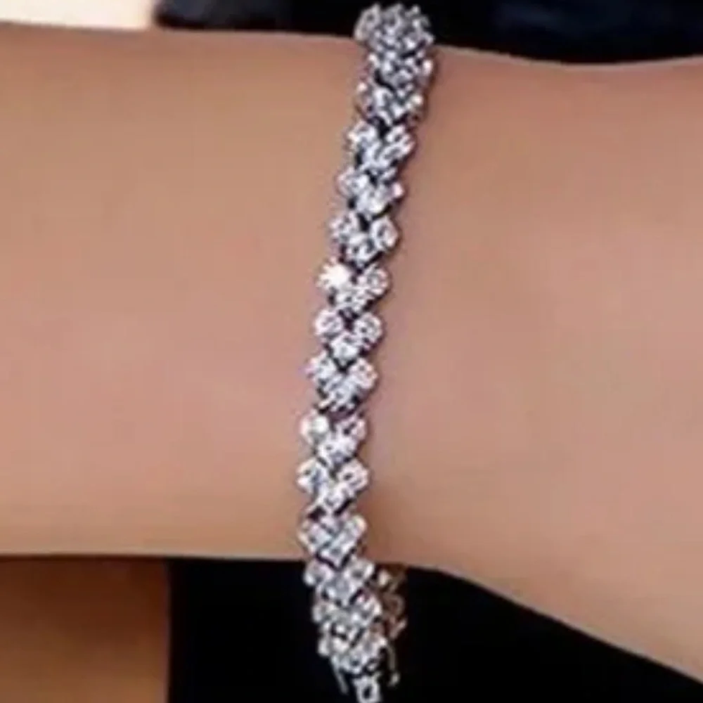 Gold and Crystal Bracelet - Picture 4 of 5